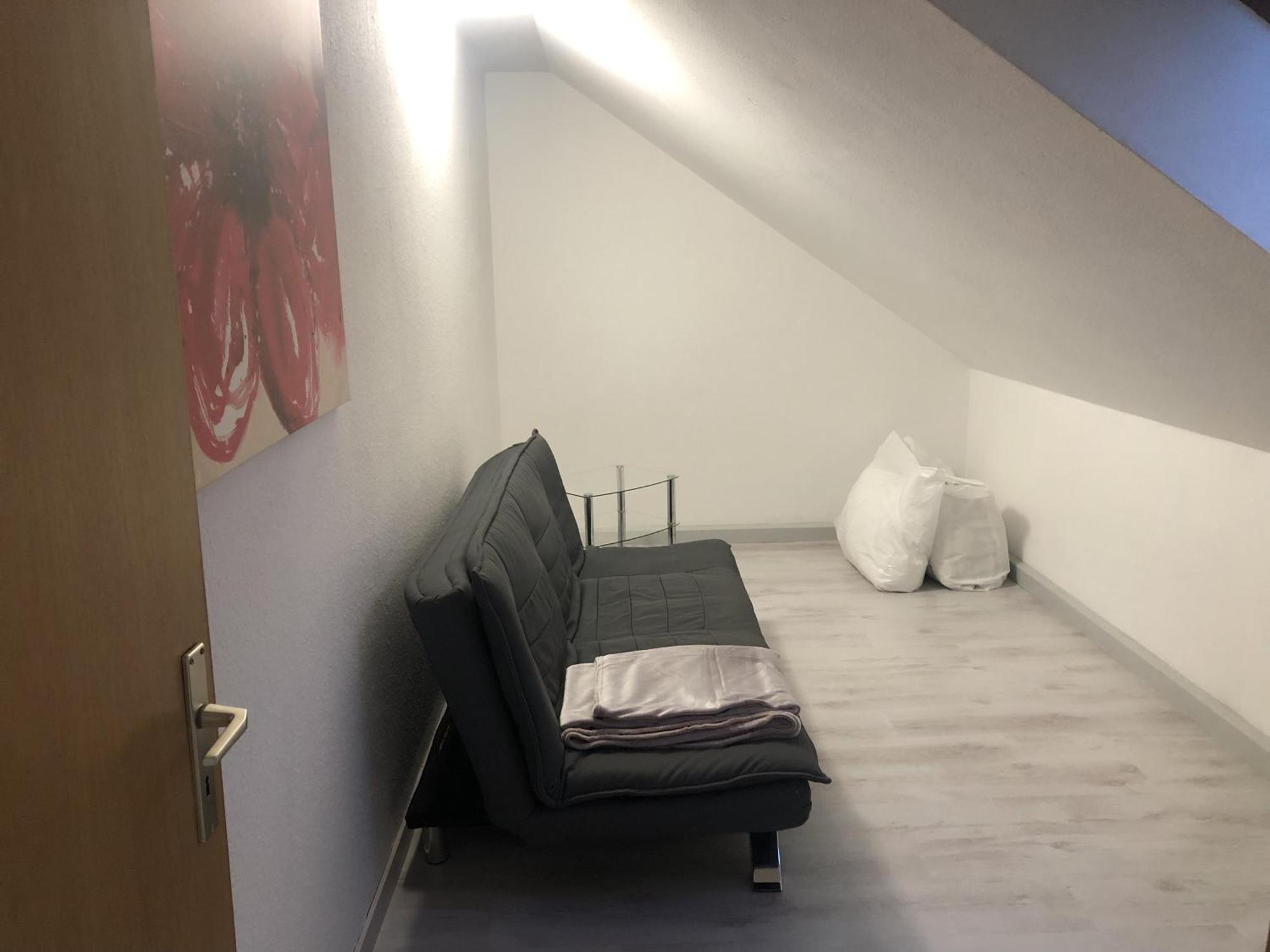 Moderne Vollmoeblierte Wohnung Цвікау Екстер'єр фото